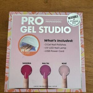 Beauty Moment Pro Gel Studio Nail Kit